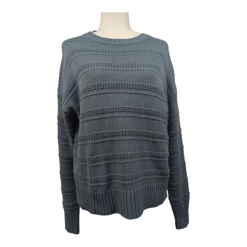 Cupcakes and Cashmere Women'sโ Dusty Blue Sweater Size Medium